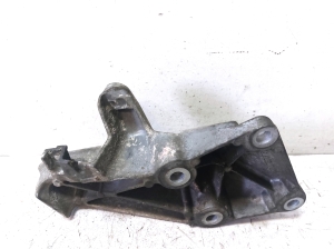 BMW 3 SERIES E92 (2006–2010) Engine bracket 22116776529 - 2