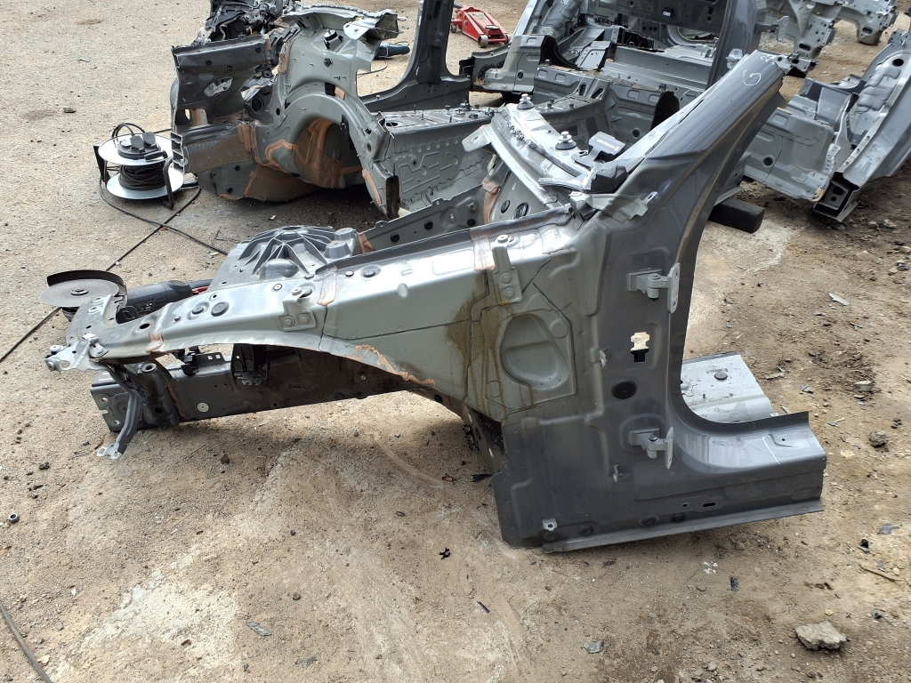BMW 5 SERIES G31 (2017–2026) Front outrigger 7446651 BMW 5 SERIES G31 (2017–2026) Front outrigger 7446651