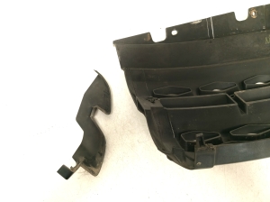 Land Rover Evoque (2011–2018) Front grille BJ328B189A - 3