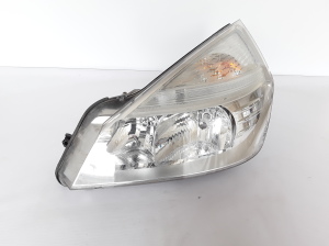   Scheinwerfer vorne  - 8200394712 