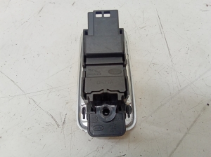 Jaguar XF (2016–2026) Schalter el. Fensterheber hinten DR7TA - 2