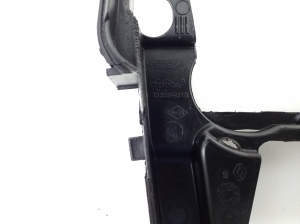 Mercedes Benz A-Class 176 (2012–2018) Timing belt cover A6070520600 - 3
