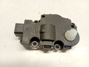 AUDI A4 B8 (2007–2016) Heater flap actuator 412650750 - 3