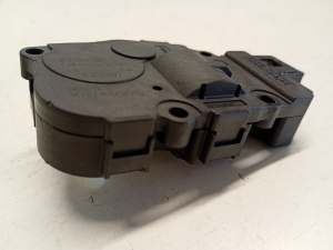 AUDI A4 B8 (2007–2016) Heater flap actuator 412650750 - 4