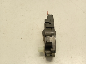 AUDI A4 B8 (2007–2016) Salongi soojenduse klapi mootor 412650750 - 5