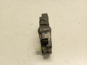 AUDI A4 B8 (2007–2016) Salongi soojenduse klapi mootor 412650750 - 2