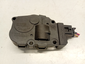   Stellmotor Heizungsklappe  - 412650750 