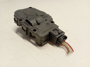 AUDI A4 B8 (2007–2016) Heater flap actuator 412650750 - 5