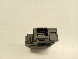 AUDI A4 B8 (2007–2016) Salongi soojenduse klapi mootor 412650750 - 2