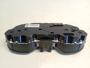 AUDI A4 B8 (2007–2016) Instrument cluster 8K0920983 - 2