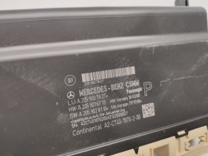 Mercedes Benz EQC N293 (2019–2026) Front seat control unit A2059007827 - 3