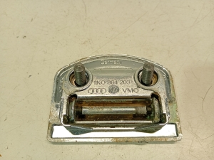 AUDI A4 B8 (2007–2016) Autre pièce intérieure du coffre 1K0864203 - 2