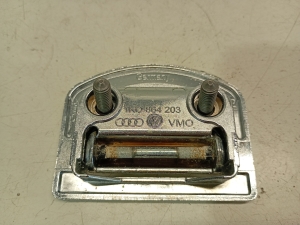 AUDI A4 B8 (2007–2016) Pakiruumi sisemuse muu osa 1K0864203 - 2