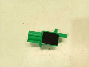 AUDI A4 B8 (2007–2016) Airbag sensor 1K0909606C - 3