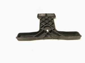 Mercedes Benz C-Class 204 (2007–2014) Front grille bracket A2048850736 - 2