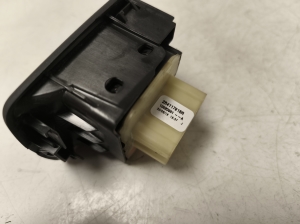 Opel Vivaro B (2014–2019) Front door glass switch 254117915R - 4
