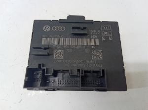 Rear side door control unit - 8T0959795Q