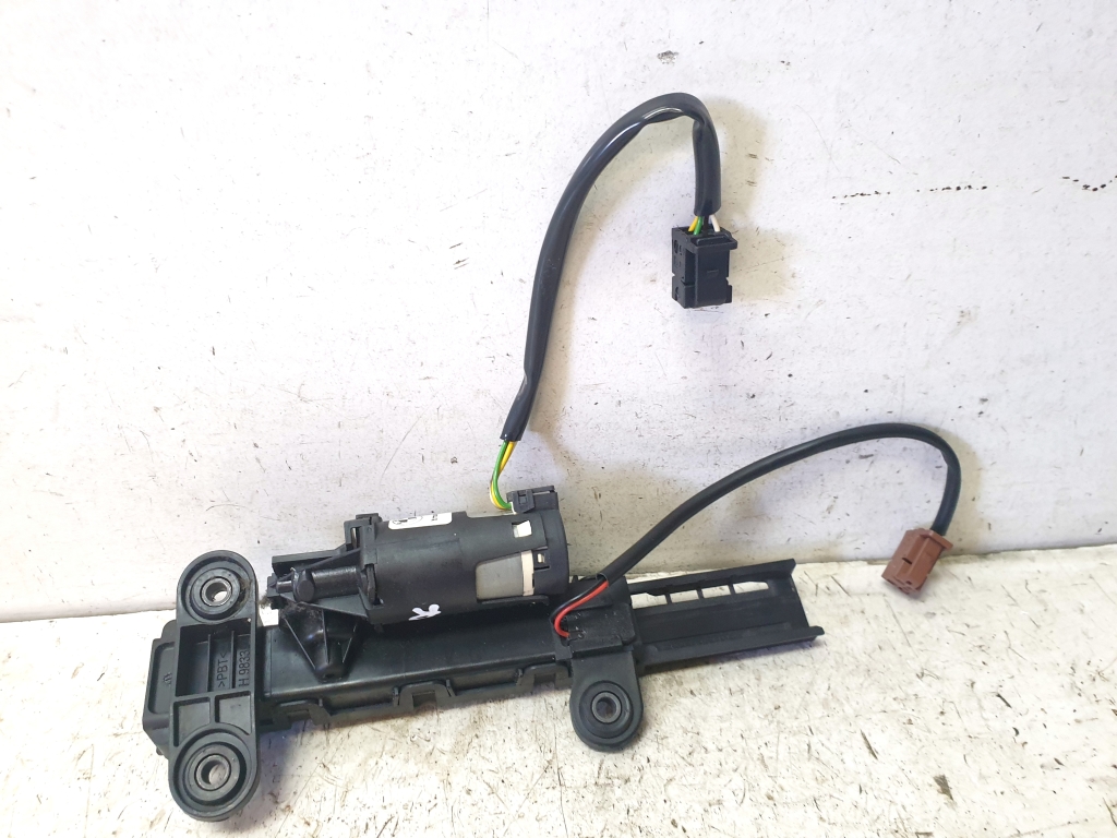 BMW 3 SERIES E92 (2006–2010) Esiistme mootor 72119148512 BMW 3 SERIES E92 (2006–2010) Esiistme mootor 72119148512
