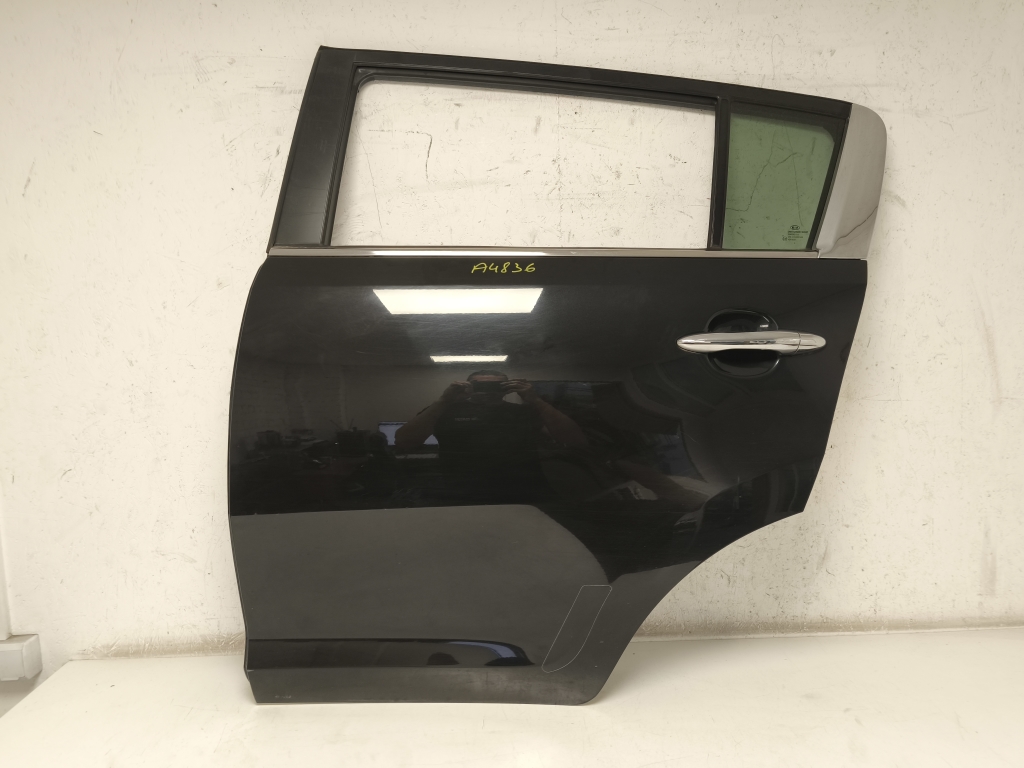 Kia Sportage (2010–2016) Rear side doors