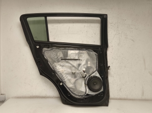 Kia Sportage (2010–2016) Rear side doors - 10