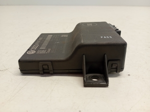 AUDI A4 B8 (2007–2016) Gateway control module 8R0907468N - 2