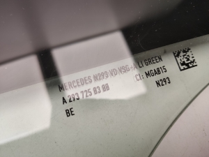 Mercedes Benz EQC N293 (2019–2026) Priekšējo durvju stikls A2937250300 - 4