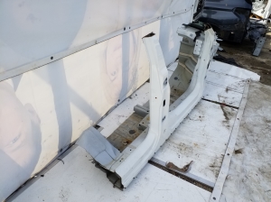 Citroen C4 X C43 (2021–2026) Sill and center pillar - 3