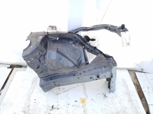 TOYOTA PRIUS Prime (2016–2022) Front outrigger - 2