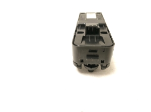 Land Rover Discovery Sport (2014–2026) Front door glass switch FK7214540AC - 2