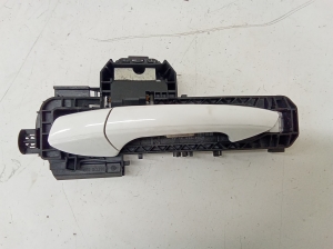 Rear side door exterior handle - A2047602134