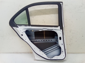 Mercedes Benz C-Class 204 (2007–2014) Tagumised küljeuksed A2047320300 - 2