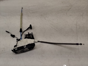 Rear side door lock - A2047303635