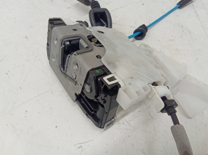 Mercedes Benz E-Class W212 (2009–2015) Front door lock A0997200735 - 4