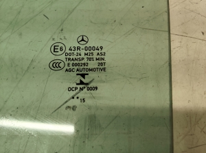 Mercedes Benz E-Class W212 (2009–2015) Aizmugurējo sānu durvju stikls 43R00049 - 2