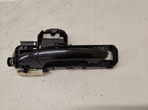 Rear side door exterior handle - A2047602134