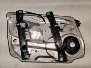 Mercedes Benz E-Class W212 (2009–2015) Front door window regulator A2127600400 - 3