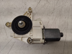Front door window regulator motor - A2129066702