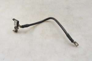 Volkswagen Amarok I (2010–2022) Miinusjuhtme klemm 2H6915181 - 5