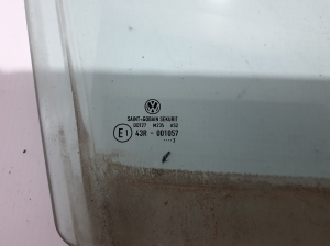 Volkswagen Amarok I (2010–2022) Priekšējo durvju stikls 2H0845202B - 2