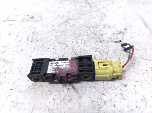 Kia Sportage (2004–2010) Airbag sensor SA320020000 - 3