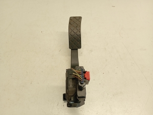 AUDI A4 B8 (2007–2016) Accelerator pedal 8K1721523A - 3