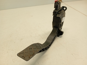 AUDI A4 B8 (2007–2016) Accelerator pedal 8K1721523A - 6