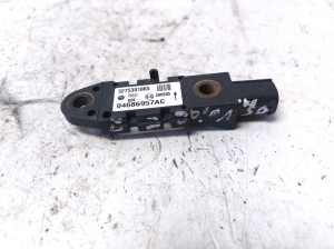 Chrysler Voyager IV (2001–2007) Airbagsensor 04686957AC - 2