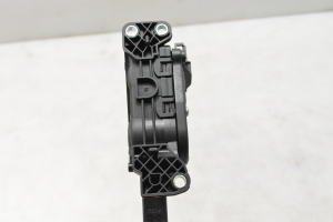 Volkswagen Amarok I (2010–2022) Gaspedal 6Q1721503M - 5
