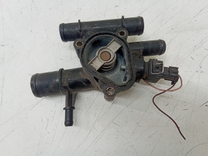 RENAULT Trafic II (2001–2014) Thermostat PA66GF30 - 3