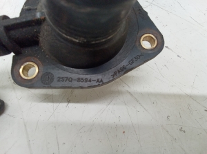 Ford Transit (2003–2006) Termostaadi korpus 2S7Q8594AA - 3