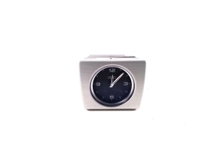 Interior clock - 4H0919204H