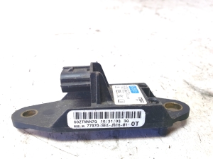 Honda Accord VII (2002–2008) Turvapadja andur 77970SEAJ816M1 - 3