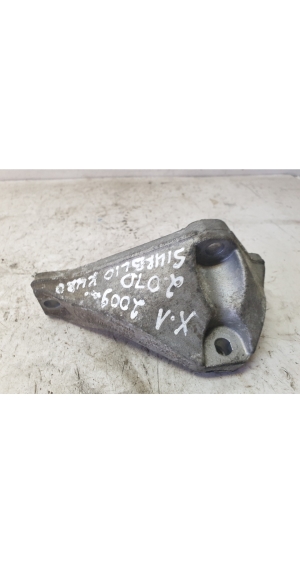 BMW X1 E84 (2009–2015) Sonstiger Halter 13517604376 - 2
