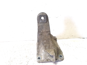 Engine bracket - 22116777064